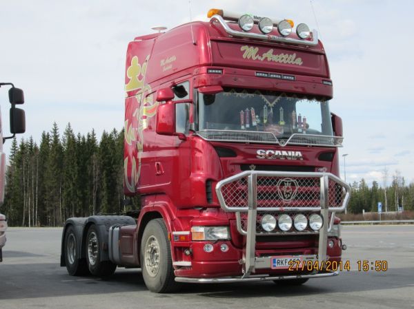 M Anttilan Scania R500
M Anttilan Scania R500 rekkaveturi.
Avainsanat: M-Anttila Scania R500 ABC Hirvaskangas