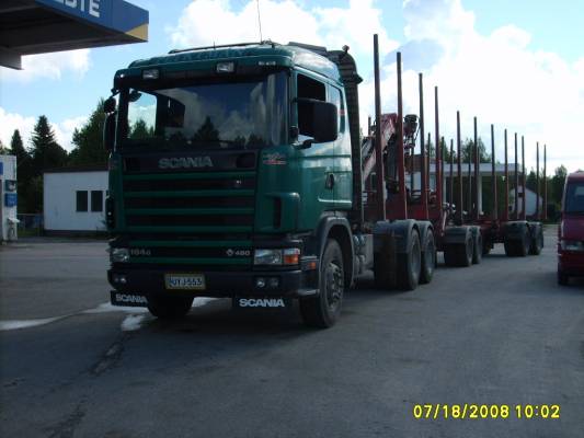 M Flyktmanin Scania 164
M Flyktman Oy:n Scania 164G puutavarayhdistelmä.
Avainsanat: Flyktman Scania 164G Neste