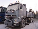 Kaivuu-urakointi_Kiviston_Volvo_FH12.jpg