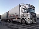 Karelia_Kuljetuksen_Scania_GOA-777.jpg