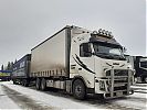 Kuljetus_H_Mannisen_Volvo_FH.jpg