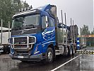 Kuljetus_Pitkarannan_Volvo_FH16_1.jpg