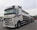 Kuljetusliike_H_T_Liimataisen_Volvo_FH500_2.jpg