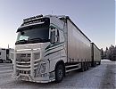 Oulun_MH-Kuljetuksen_Volvo_FH_2.jpg