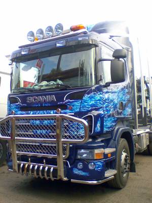 E Seppälä Oy:n pölli-Scania
Metkosta
Avainsanat: Scania Metko