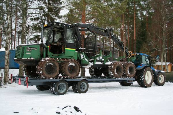 Lavetti valmiina
Avainsanat: lavetti new holland ts115 kockums