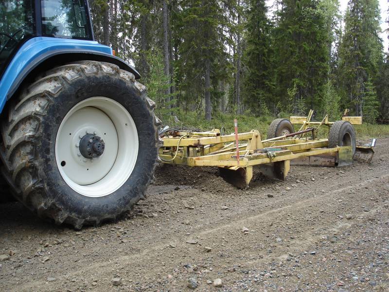 Lanausta
Lanasta lisäkuvaa
Avainsanat: ford lanausta