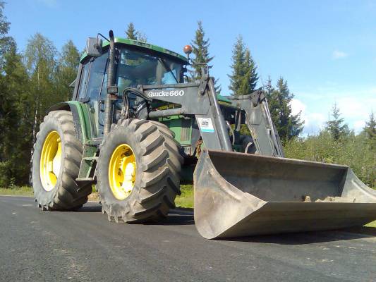 6410 jontikka
Avainsanat: john deere 6410