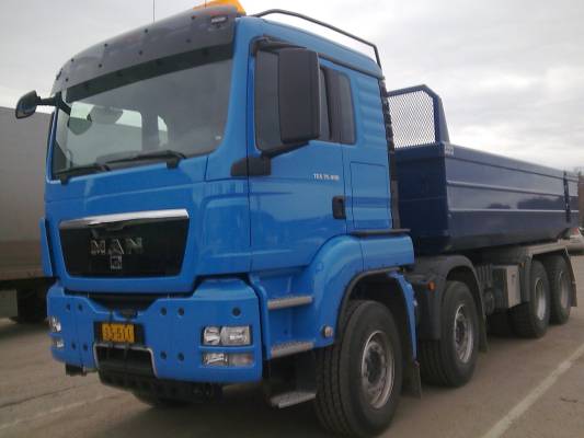 MAN TGS 35.480
MAN TGS 35.480 Jorpen lavalla.
Avainsanat: MAN TGS 35.480 Muurame Wikingett