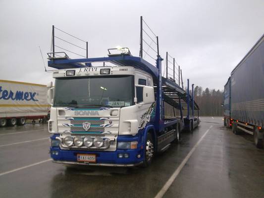 Scania 124
J. Kiven autonkuljetus 124 Scania.
Avainsanat: Scania Kivi Muurame