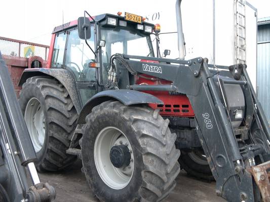 valtra 6800
navettapörrii
