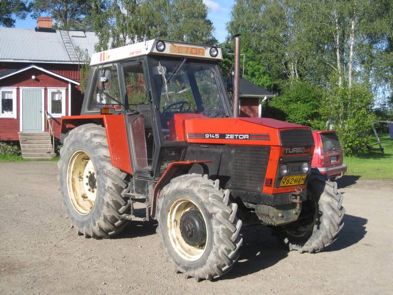 Zetor
Zetor 9145 Turbo Speedy
Avainsanat: Crystal Zetor 9145