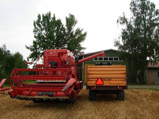 fahr m600
puintien aloitus ja lopetus. tosi pieniä jyviä tulee
