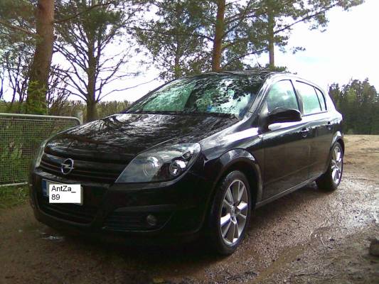 mun uus auto 
opel astra turbo sport 2.0 vm 2005 ajettu 114tkm
Avainsanat: opel