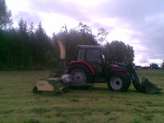 massey ferguson 5455 ja elho superluoko1700
rehunteko yhistelmä
Avainsanat: massikka elho