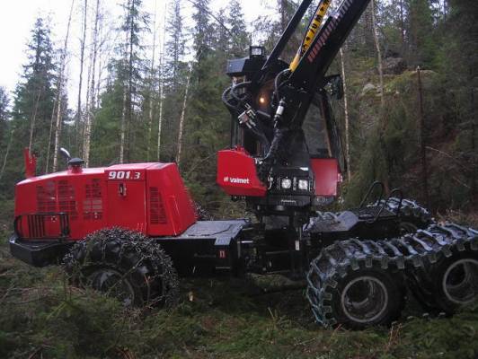 Uusi Valmet 901.3
Vallu :) Ekoja työpäiviä.
Avainsanat: valmet 901.3 uusi vallu