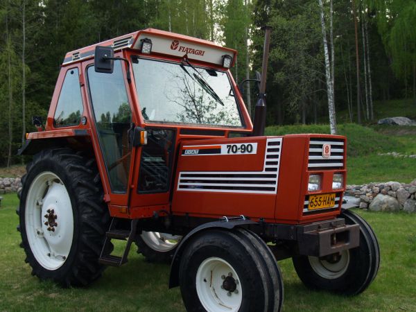 Fiatagri 70-90 CL -88
Avainsanat: Fiatagri