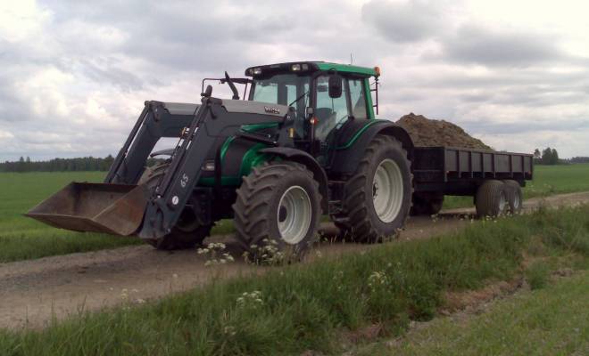 VALTRA N121a & Maakärry
Avainsanat: valtra