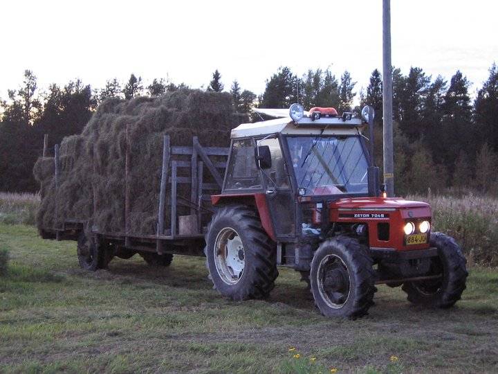 Viimestä kuormaa..
Avainsanat: zetor setor setukka