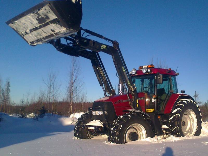 Caseih mx 170
Kauniissa kevätsäässä.
Avainsanat: Caseih mx 170 Ala-talkkari