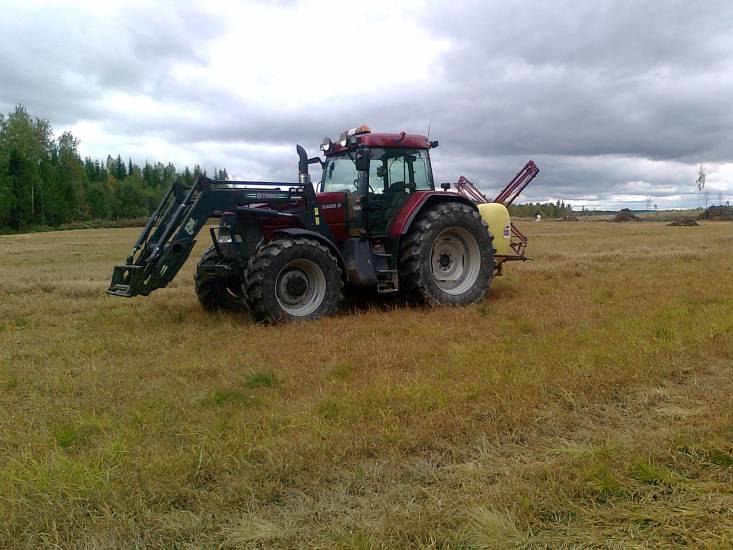 Caseih mx 170 & Hardi
syksyn ruiskutuksia
Avainsanat: Caseih mx 170 & Hardi