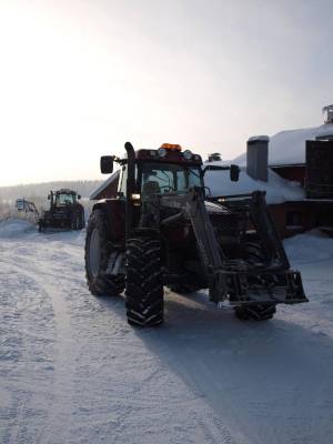 caseih mx110
taustalla 170
Avainsanat: caseih mx 110 170