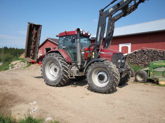 Caseih mx 170 & Elho sidechopper vm240
piennarten ajuun lähdössä
Avainsanat: caseih mx 170 elho sidechopper vm240