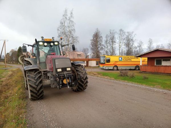 syksysiä lietteenlevityksiä, piti kaapalla käävä 
