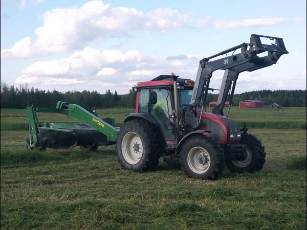 A92 johndeere 3,5 niittomurska
toista rehuntekoa
