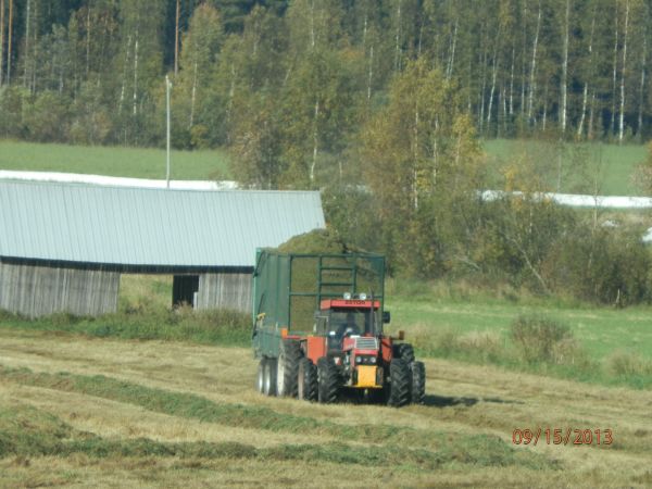 Zetor Crystal 12045
Ja paketille...
