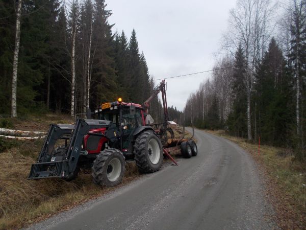 A92 ja nokat
Ykköpuita isommantien varteen 
