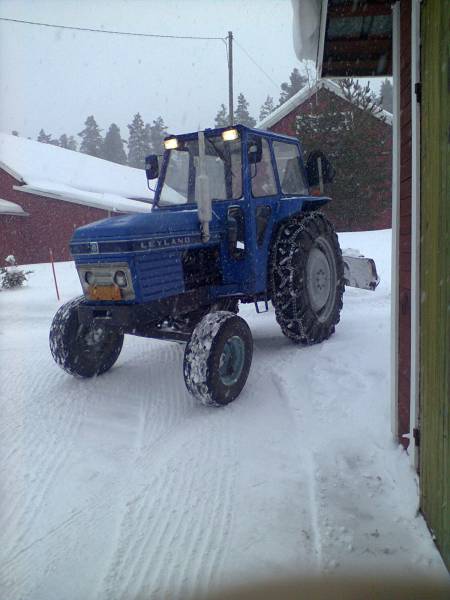 leyland 384 ja normet
Lumitöitä 
Avainsanat: leyland 384 normet