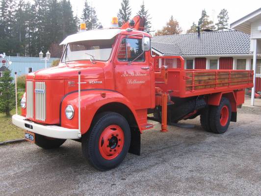 Scania
Scania-v.m 1972 + hiab 550-2 nosturi
Avainsanat: Scania