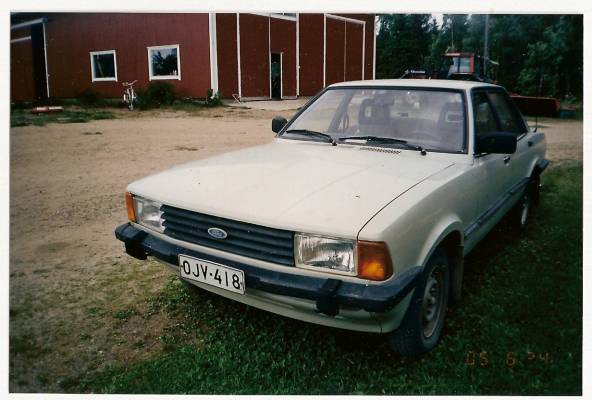 Ford Taunus 
Ford Taunus 1.6 GX -81
Avainsanat: Ford Taunus