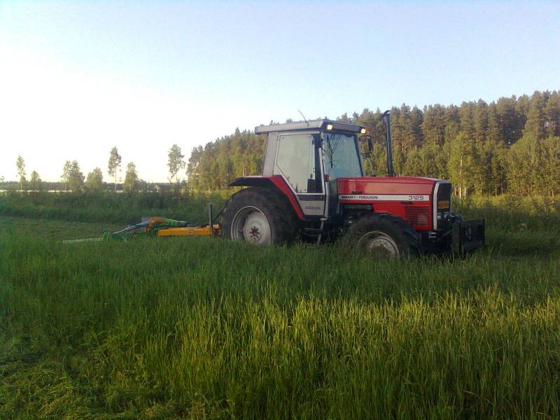 Massey Ferguson 3125
Avainsanat: Massey Ferguson 3125