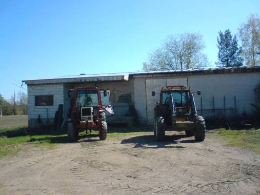 siin sit kaks konet
eli belarus826 ja fiat 80-90
Avainsanat: traktorit ja koneet