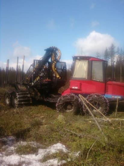 puun ajoa valtimolla 
mukava kone harvennuksella :D
Avainsanat: valmet