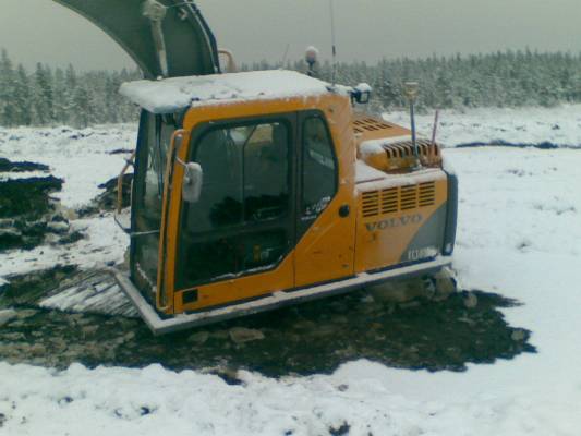 volvo EC140 lcm
hupsista keikkaa... löyty pehmeää
Avainsanat: volvo