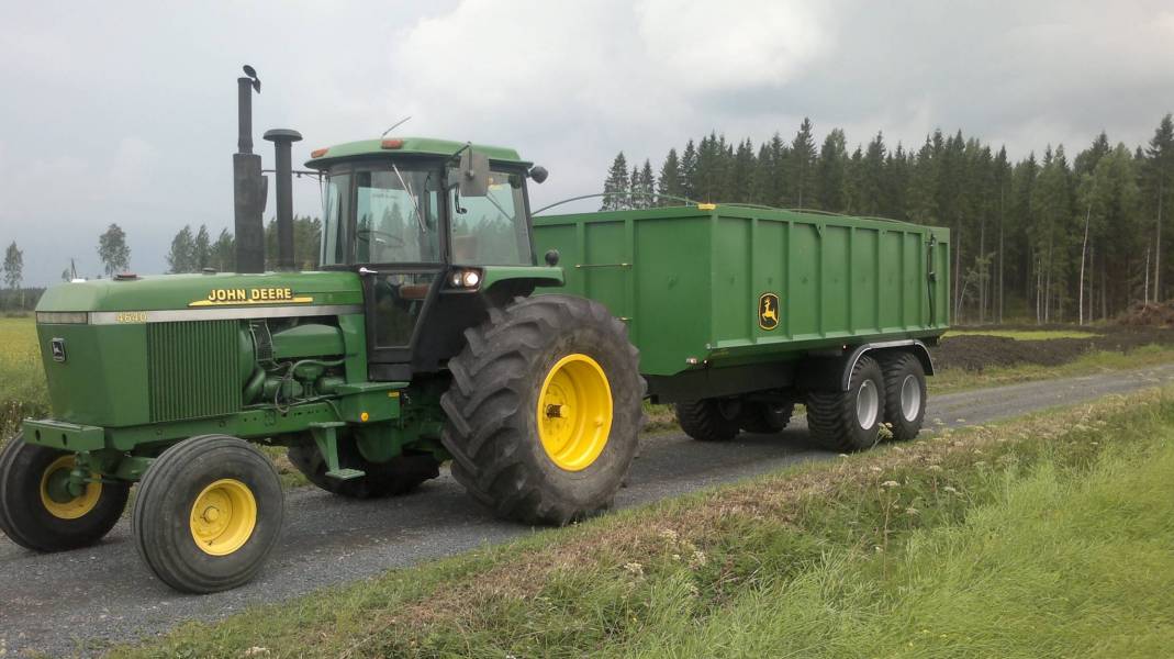 john deere ja viljakärryt
viljan ajoon
Avainsanat: john deere