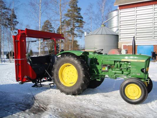 john deere  710+ palax 2
klapi hommaan menossa ,toimiva yhdistelmä
Avainsanat: john deere