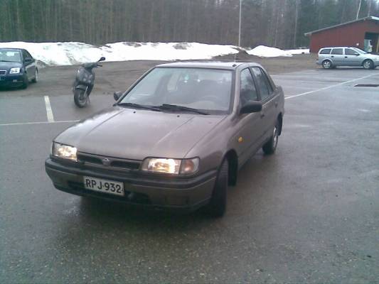 Nissan Sunny 1.6 Slx
Hitsattuna ulos amiskan hallista ajettuna =) nyt hiljattain heinäkuussa käytettiin leimalla eikä mitään vikaa.. nyt etsimään ostajia josko tän myis sitte poes.
Avainsanat: nissan sunny 1.6 slx n14