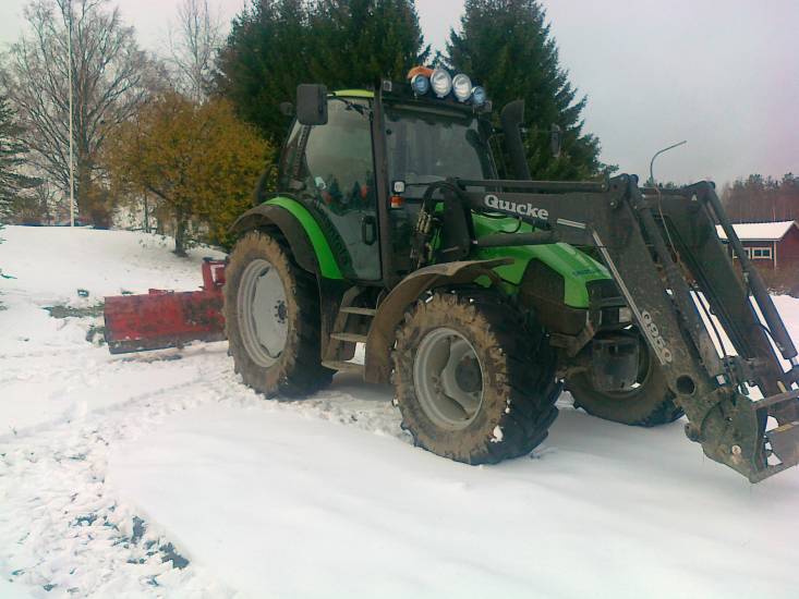 deutz
joooo
Avainsanat: deutz fahr agrotron