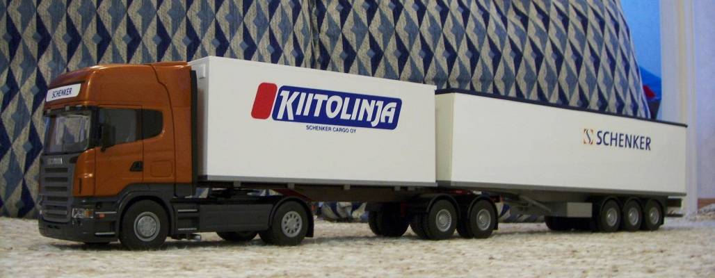 Scania R 580
Kiitolinja/Schenker b-juna
Avainsanat: emek