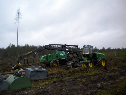 John Deere 1170E
Avainsanat: John Deere 1170