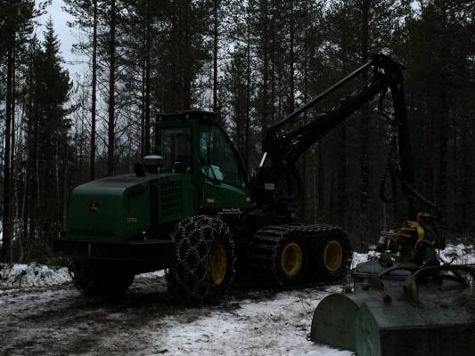 John Deere 1270D
Löysin vaihto.
