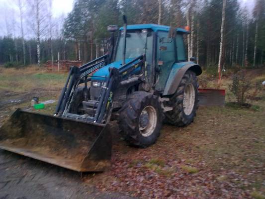 kummi sedän new holland
