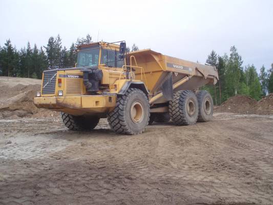 Volvo A40
Avainsanat: Volvo A40