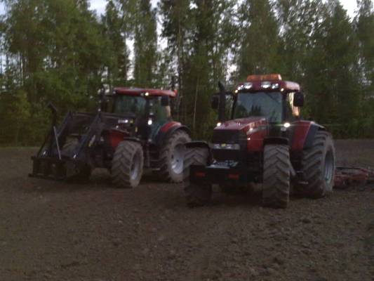 case
maxxum 130 ja mx 120
Avainsanat: case caseih