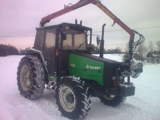 Valmet talvella
"Mettävalmetti" ja patu 500
Avainsanat: Valmet 655 Patu N10