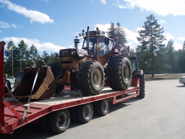  Valtra 8550 ja valmet 1102 tehonmittauksesta tulossa
keväällä käytettiin konneita tehonmittauksessa
Avainsanat: valtra 8550